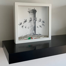 Load image into Gallery viewer, BANKSY&lt;br&gt;WALLED OFF HOTEL BOX SET
