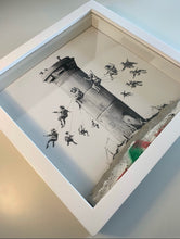 Load image into Gallery viewer, BANKSY&lt;br&gt;WALLED OFF HOTEL BOX SET
